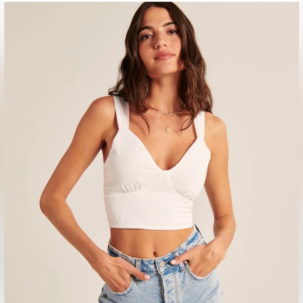 CLEANOUT - NWT Abercrombie Top